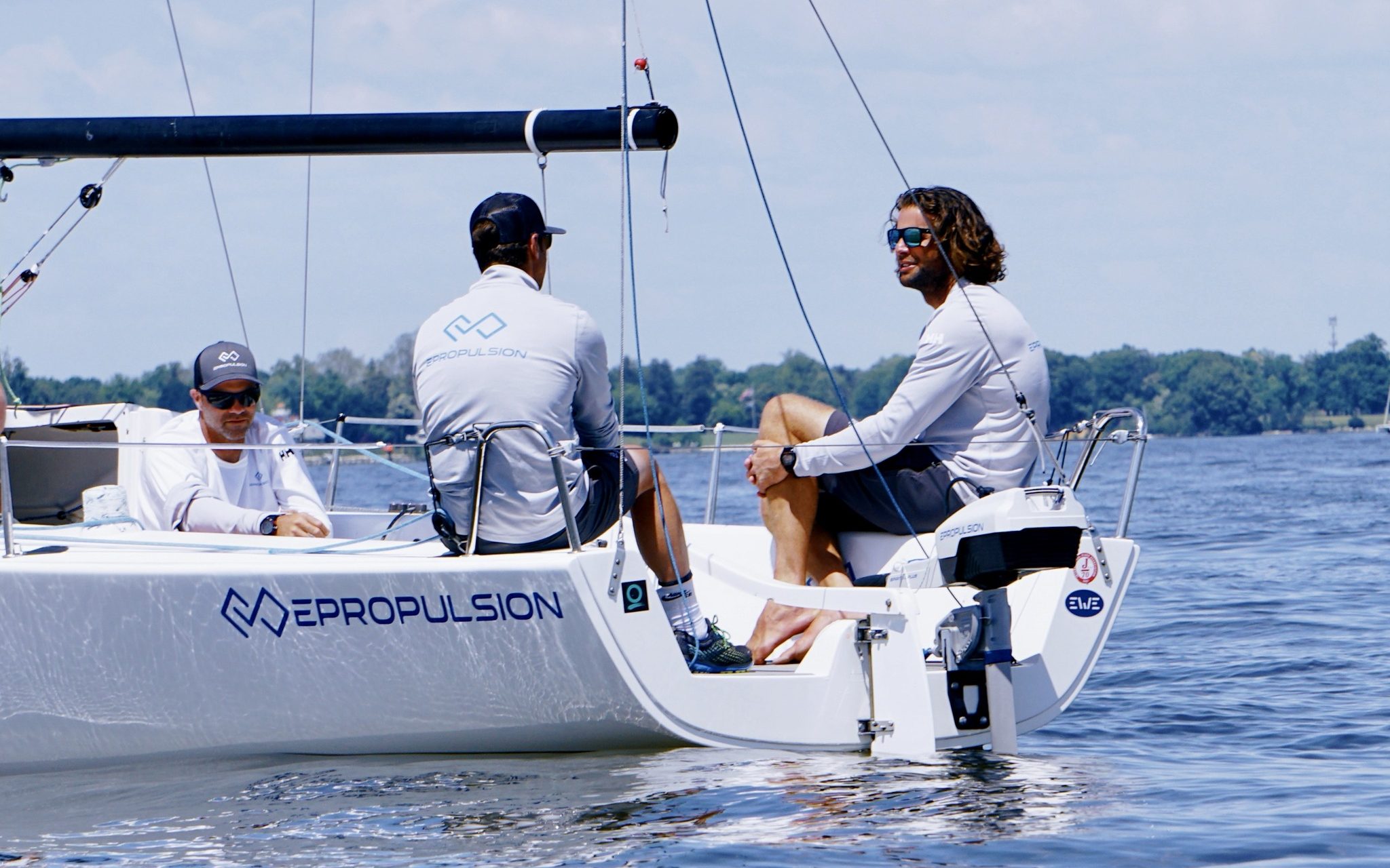 Long Shaft Outboard Motor in Application