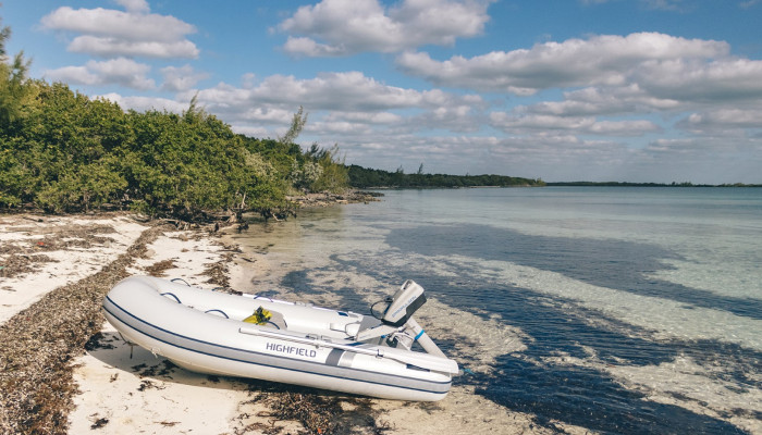 Dinghy Motor Buyer’s Guide: Best Outboards for Inflatable, Rubber & Sailing Dinghies