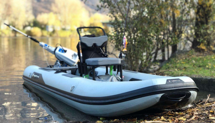 Rigid and Inflatable Boats: Differences and Motor Packages